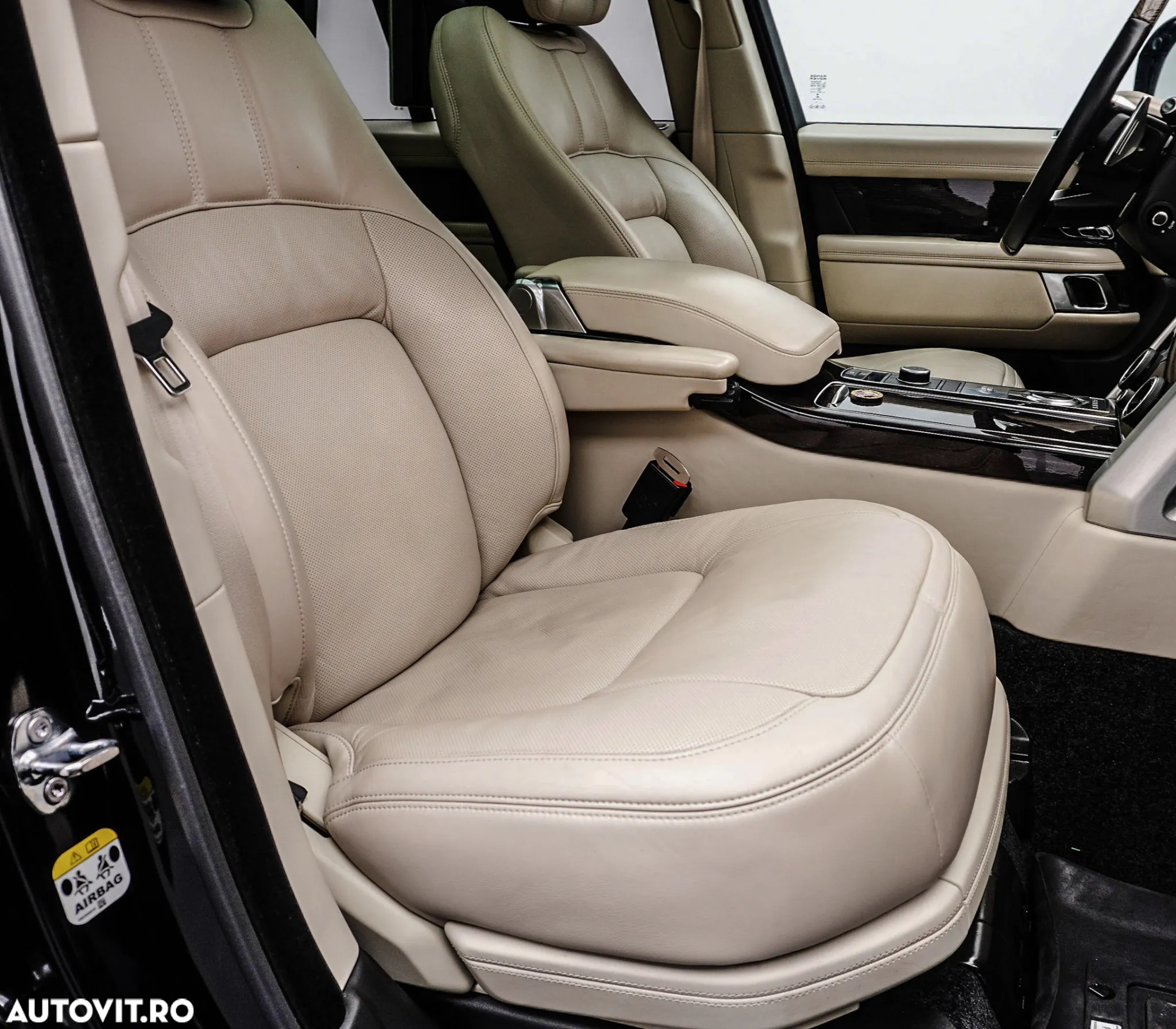 Land Rover Range Rover Vogue - 16