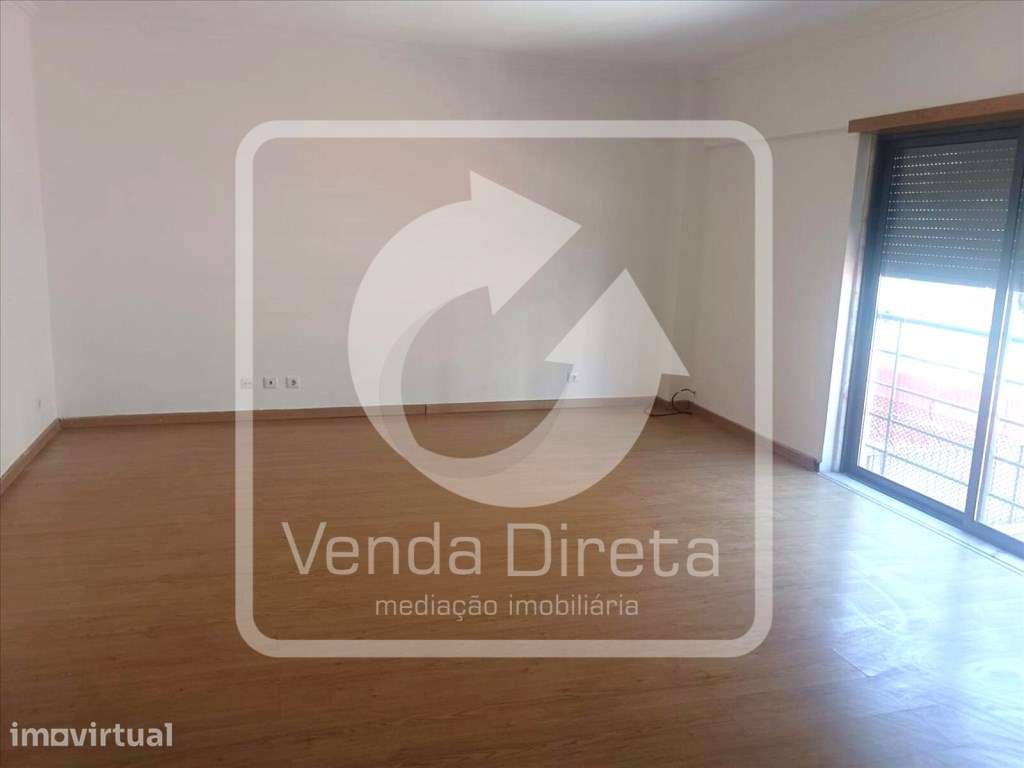 Apartamento T3 | 145 m² | 2 Parqueamentos | Brandoa, Amadora - Grande imagem: 2/21