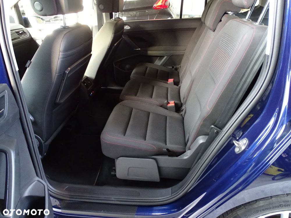 Volkswagen Touran 1.4 TSI BMT Comfortline DSG - 23