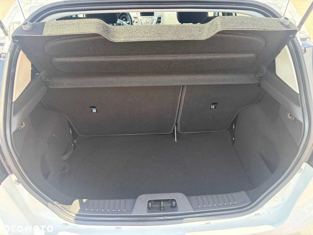 Ford Fiesta - 6