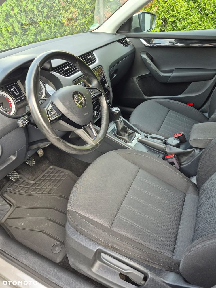 Skoda Octavia 1.4 TSI Joy - 13