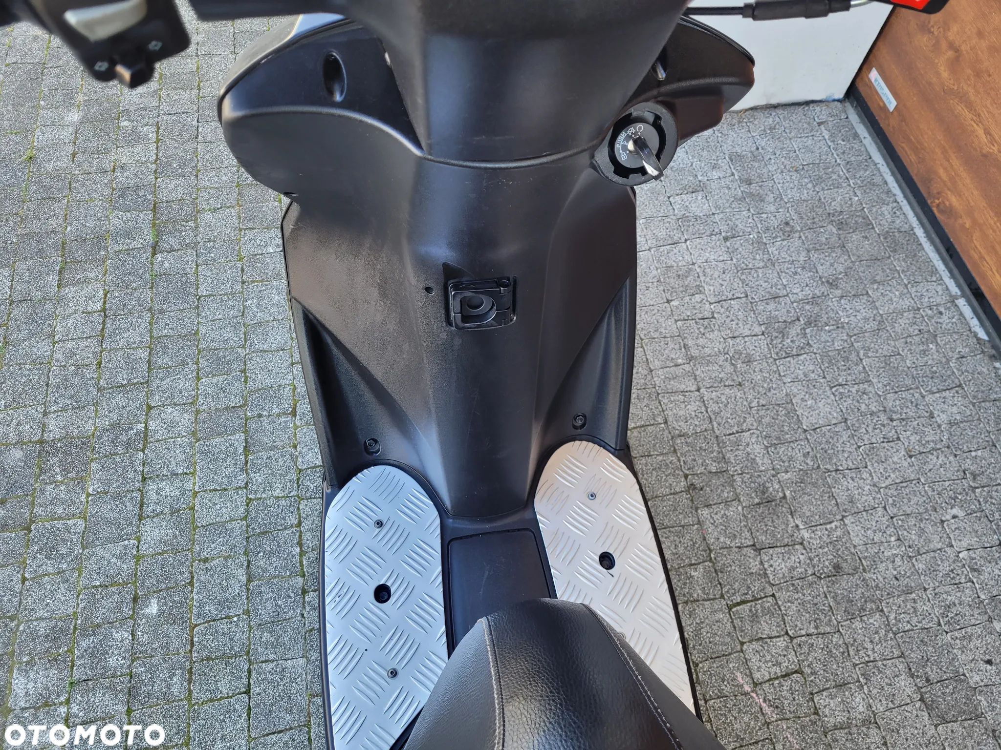 Peugeot Kisbee - 11