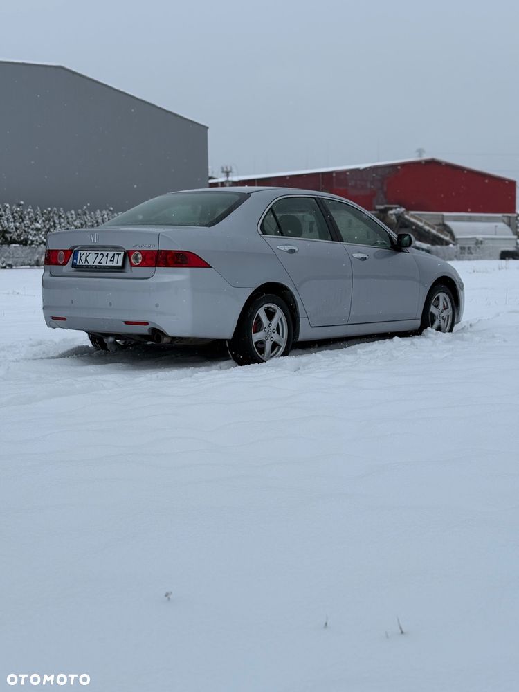 Honda Accord 2.0 Comfort - 4