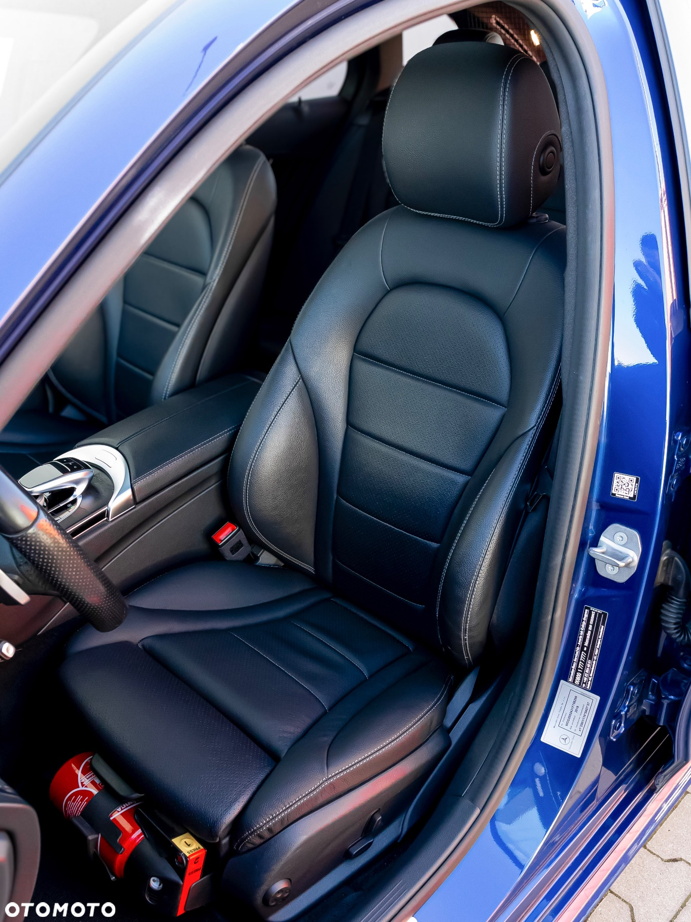 Mercedes-Benz Klasa C 200 4-Matic 9G-TRONIC - 32