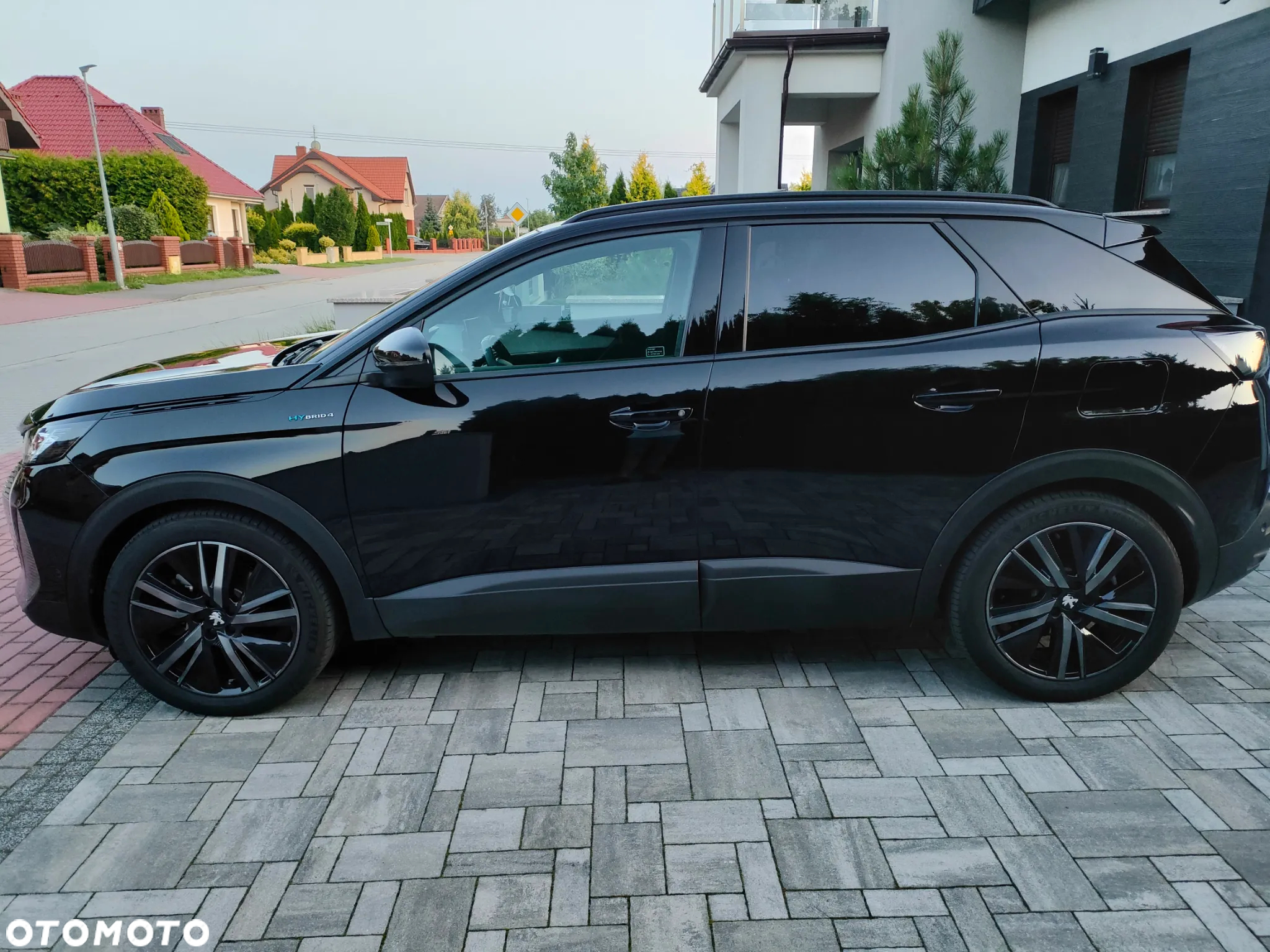 Peugeot 3008 1.6 PureTech Hybrid4 PHEV GT Pack S&S EAT8 - 8