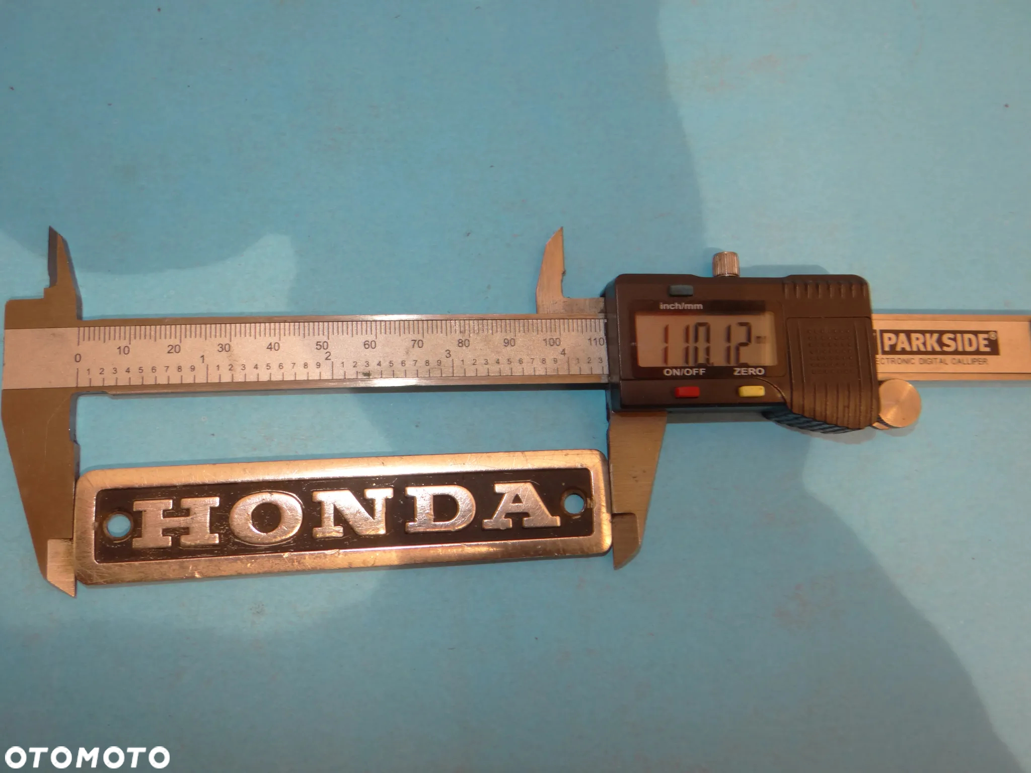 H038 HONDA CX 500 EMBLEMAT ZNACZEK SILNIKA - 11