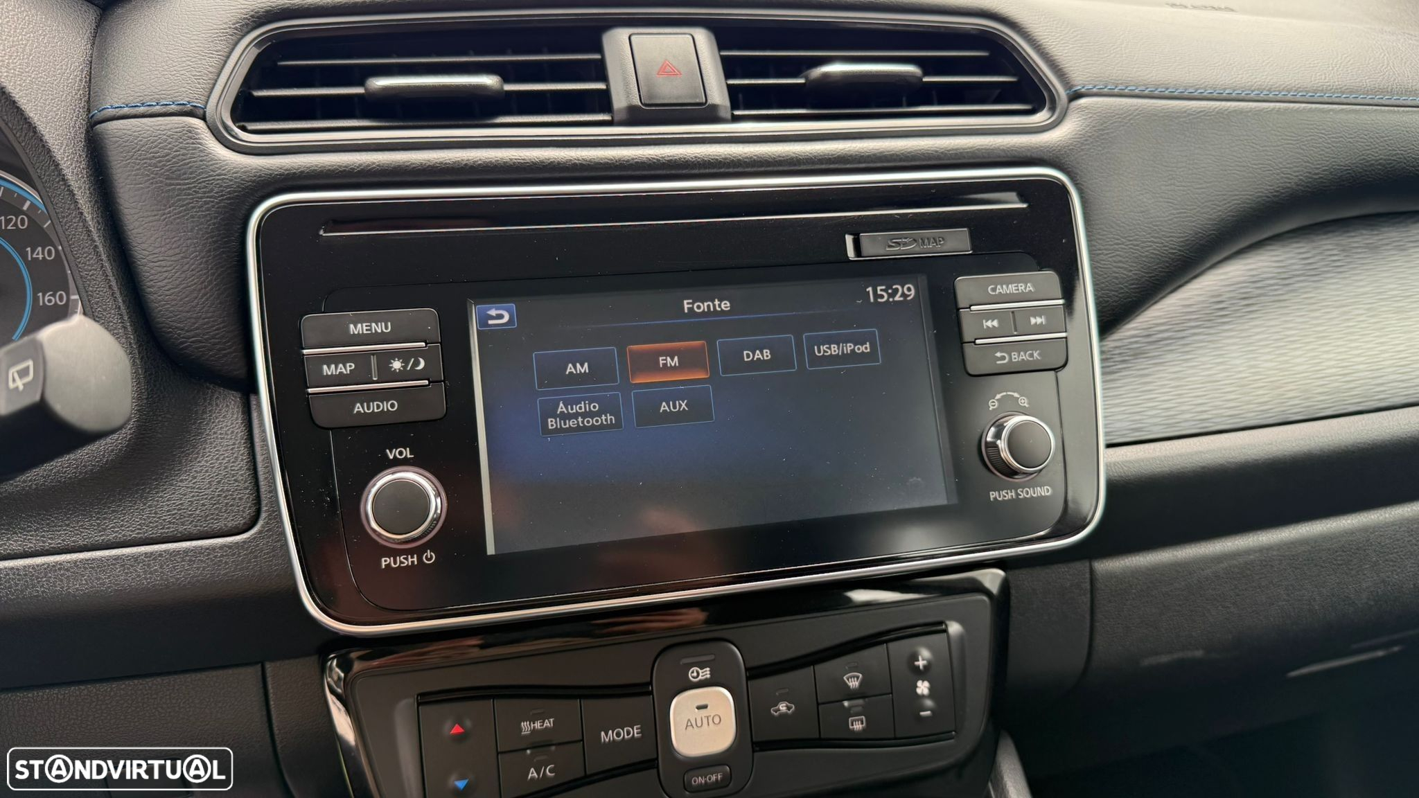 Nissan Leaf N-Connecta - 38