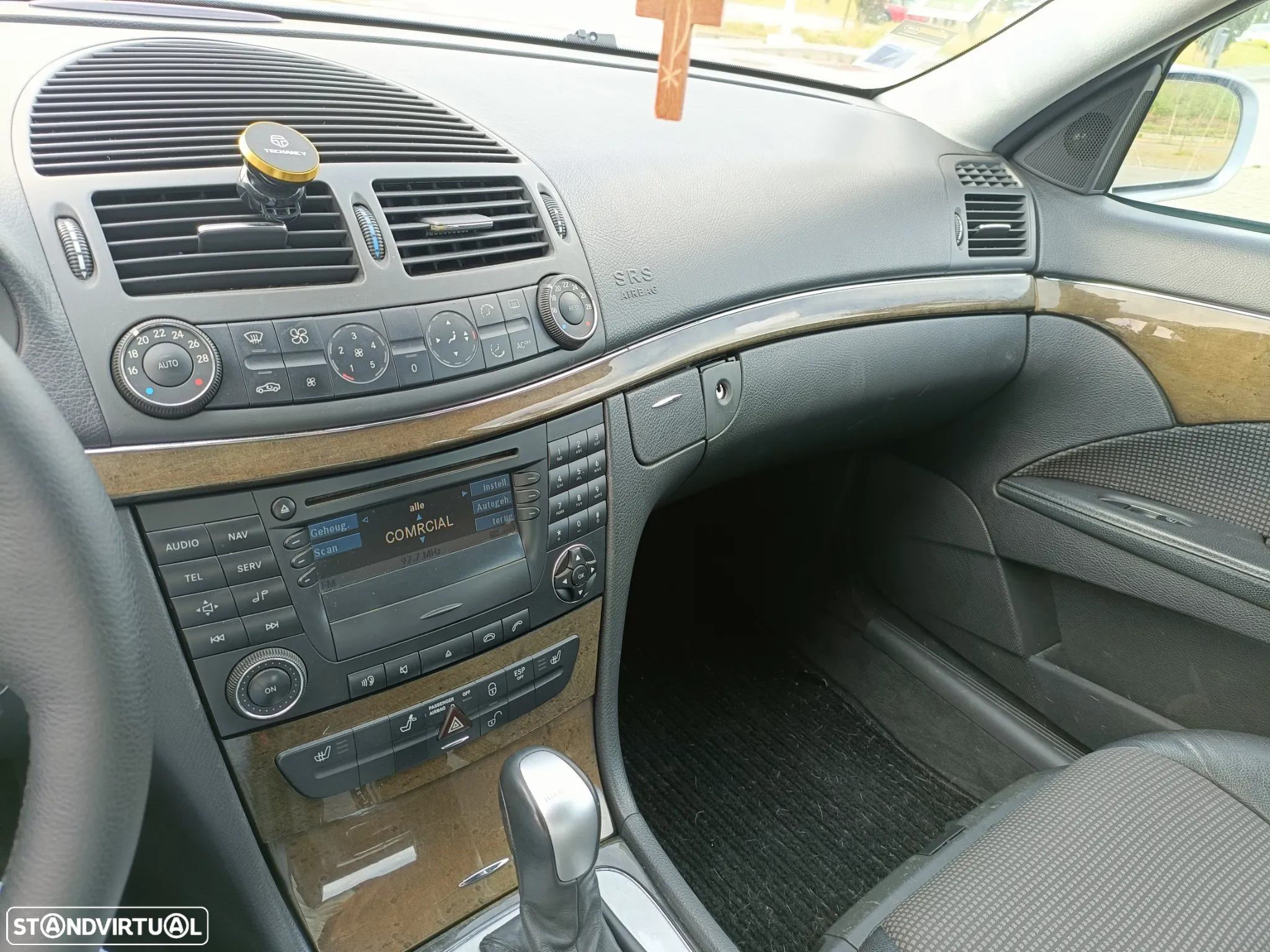 Mercedes-Benz E 270 - 10