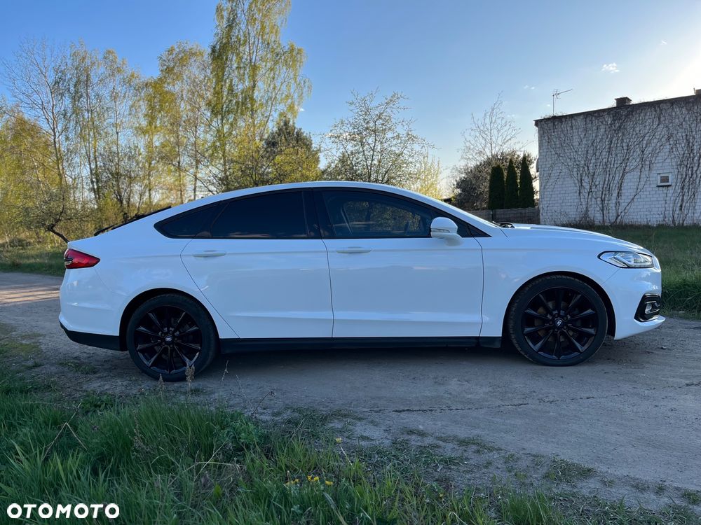 Ford Mondeo 2.0 EcoBlue Titanium - 4