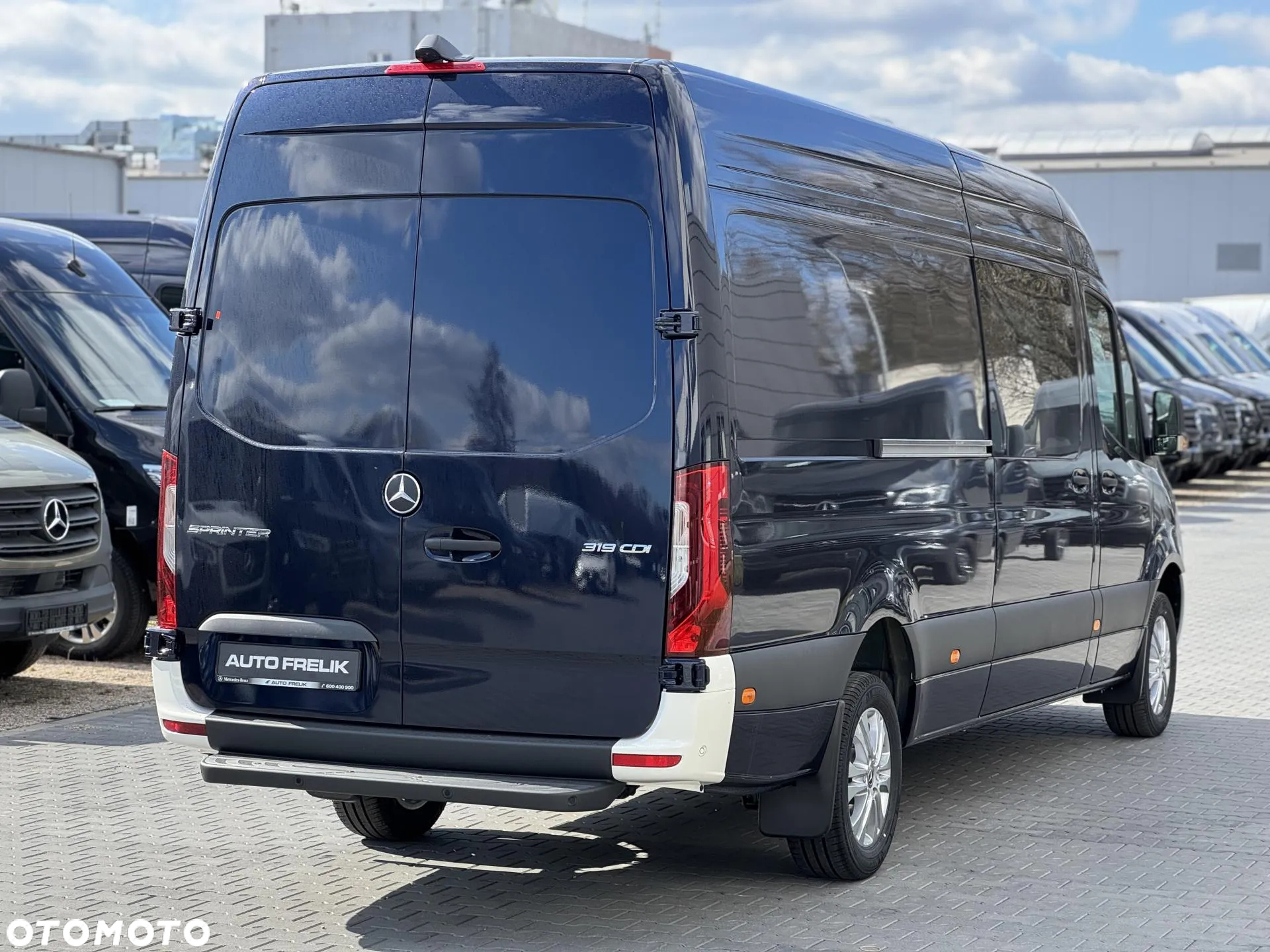 Mercedes-Benz Sprinter - 6