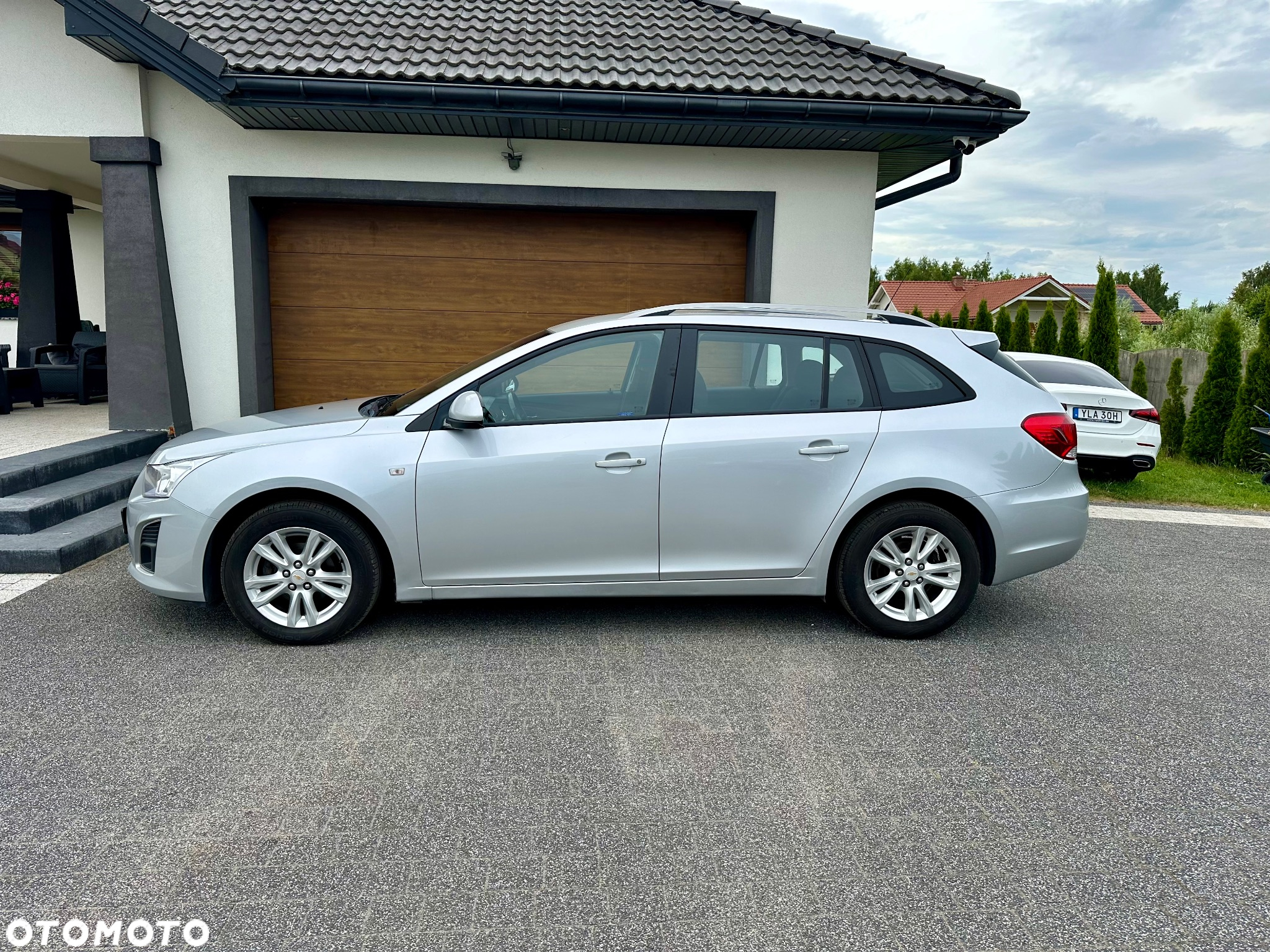 Chevrolet Cruze Station Wagon 1.6 LS+ - 9