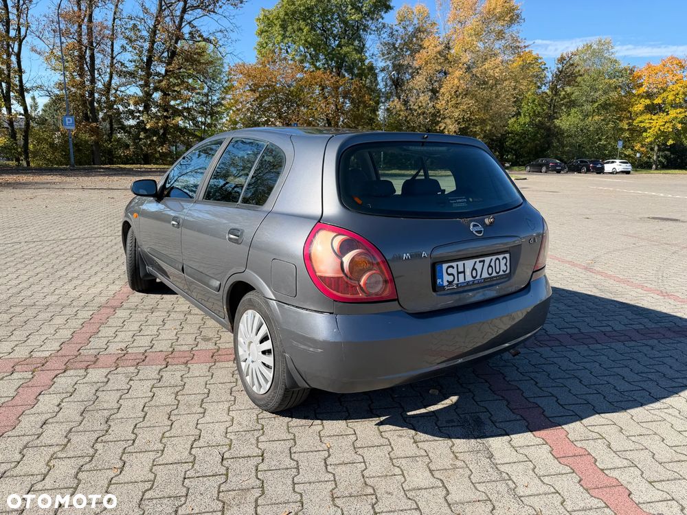 Nissan Almera 2004 photo 5
