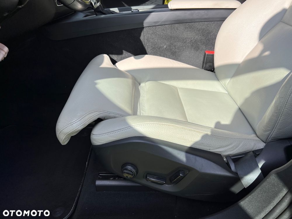 Volvo XC 60 D4 AWD Inscription - 22