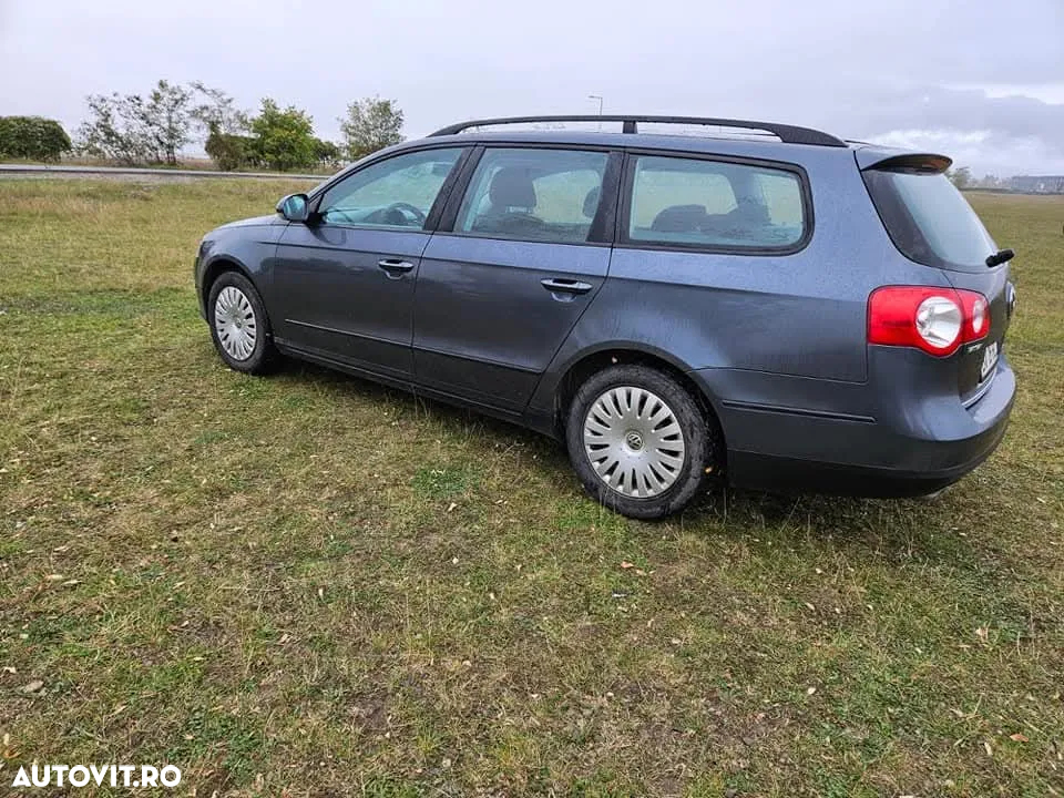 Volkswagen Passat Variant 1.6 TDI BlueMotion Technology Comfortline - 10