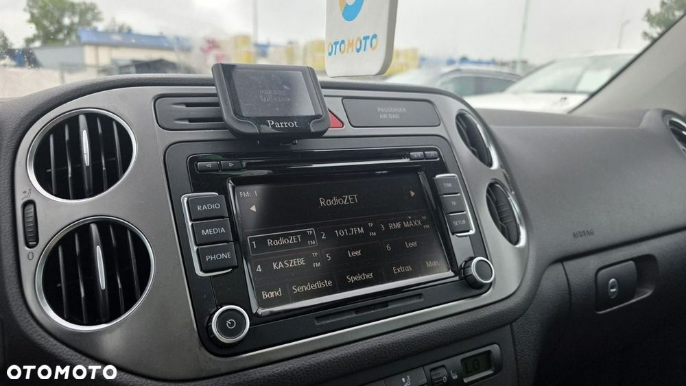 Volkswagen Tiguan - 16