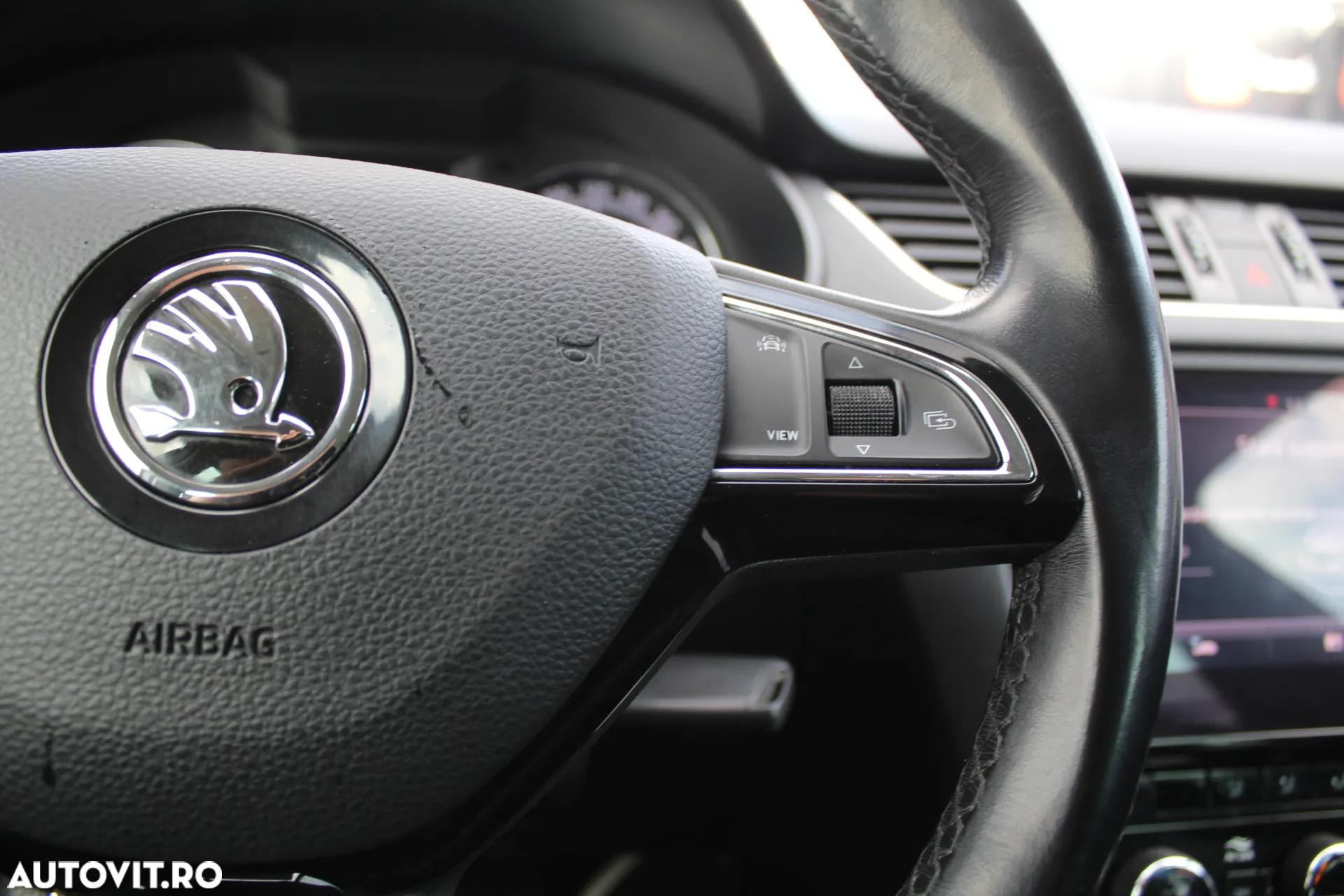 Skoda Octavia Combi Diesel 1.6 TDI DSG Style - 7