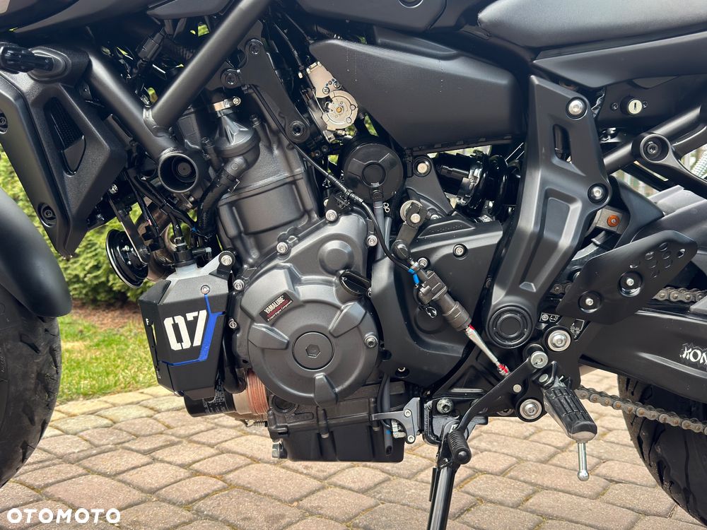 Yamaha MT - 7