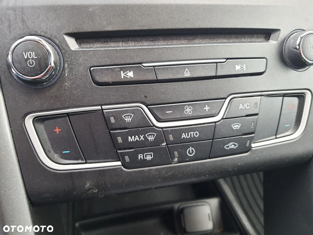 Ford Mondeo 2.0 TDCi Titanium - 28