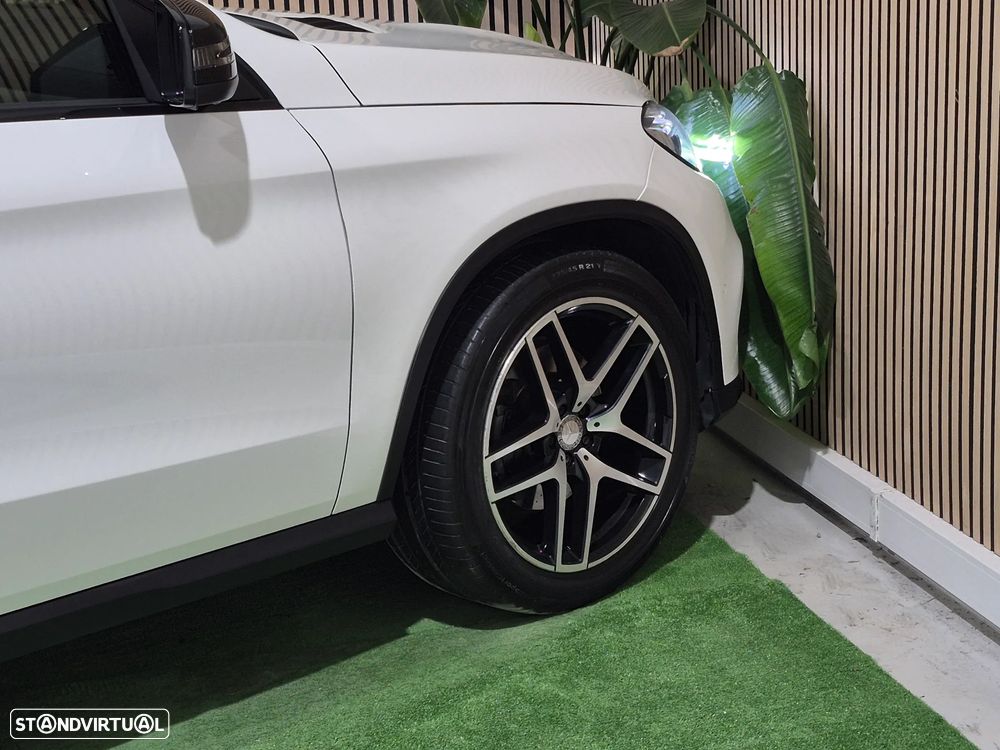Mercedes-Benz GLE 350 d 4Matic 9G-TRONIC AMG Line - 10