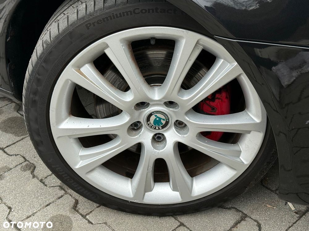 Skoda Octavia 2.0 TFSI RS - 15
