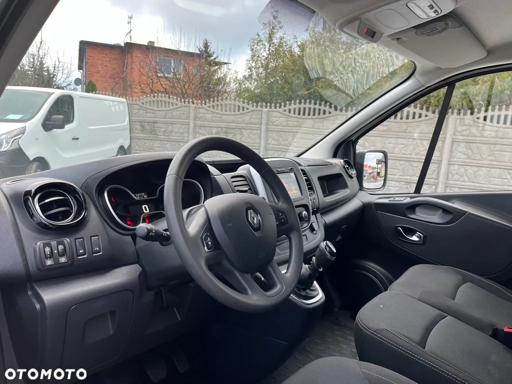 Renault Trafic - 6