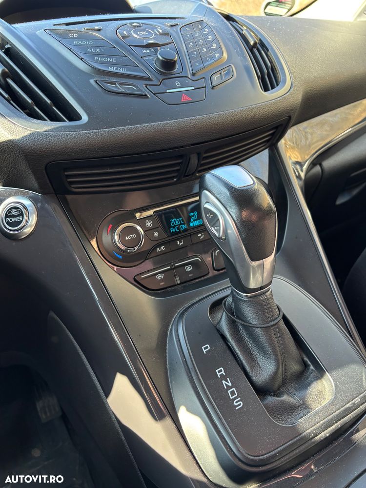 Ford Kuga 2.0 TDCi Powershift 4WD Titanium - 22