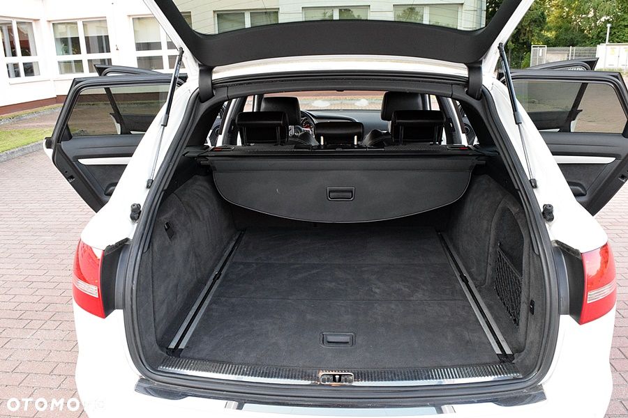 Audi A6 Avant 2.7 TDI DPF quattro tiptronic - 34