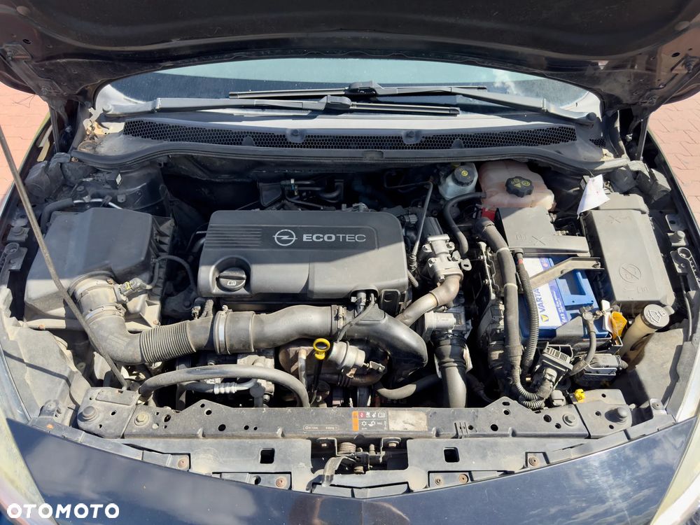 Opel Astra 1.7 CDTI DPF Cosmo - 21