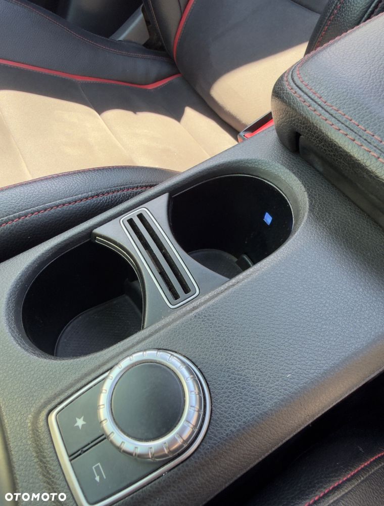 Mercedes-Benz CLA 250 4-Matic Sport - 30