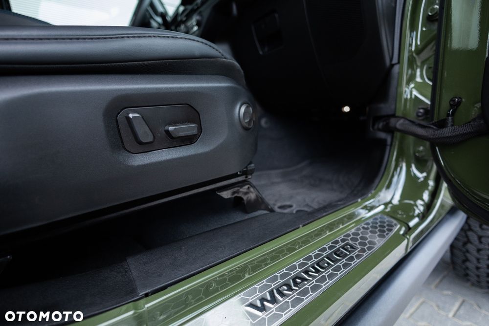 Jeep Wrangler Unlimited 2.0 Turbo PHEV 4xe Rubicon - 23