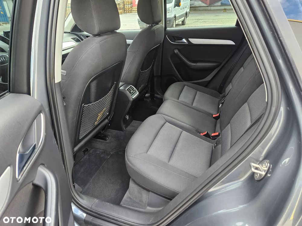 Audi Q3 2.0 TDI Sport - 6