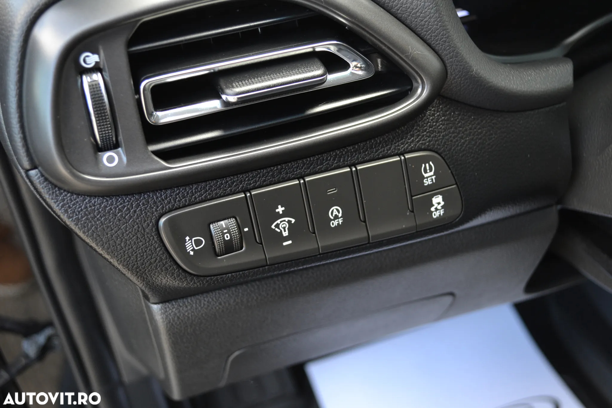 Hyundai i30 Kombi 1.6 CRDI 48V-Hybrid DCT Prime - 9