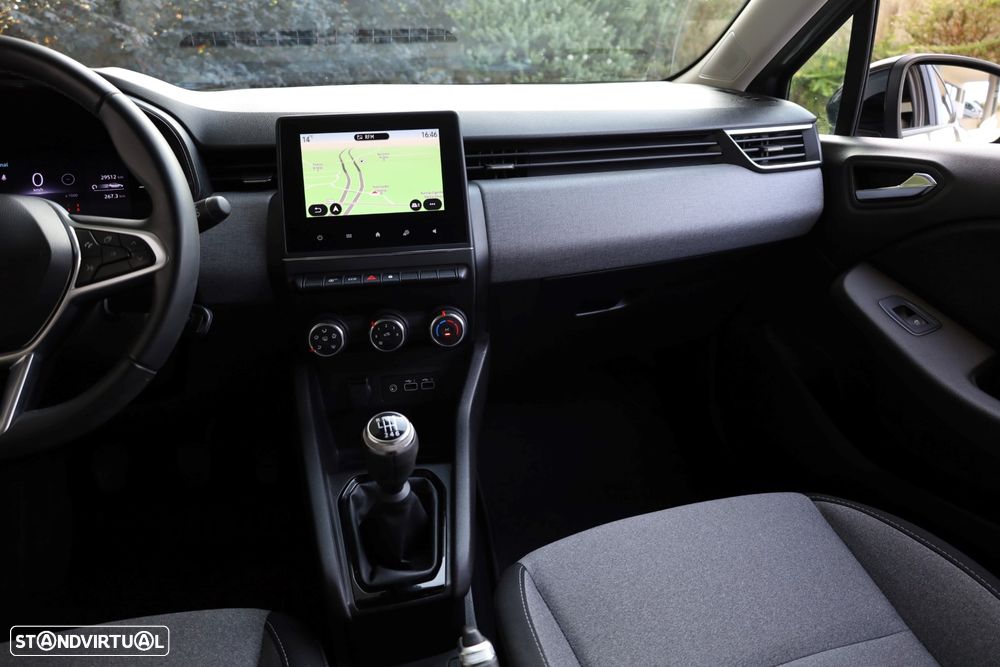 Renault Clio - 18