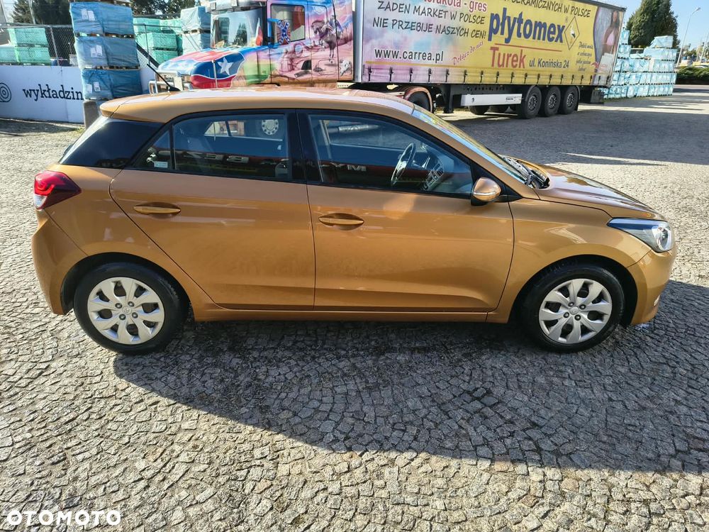 Hyundai I20 2015 photo 5