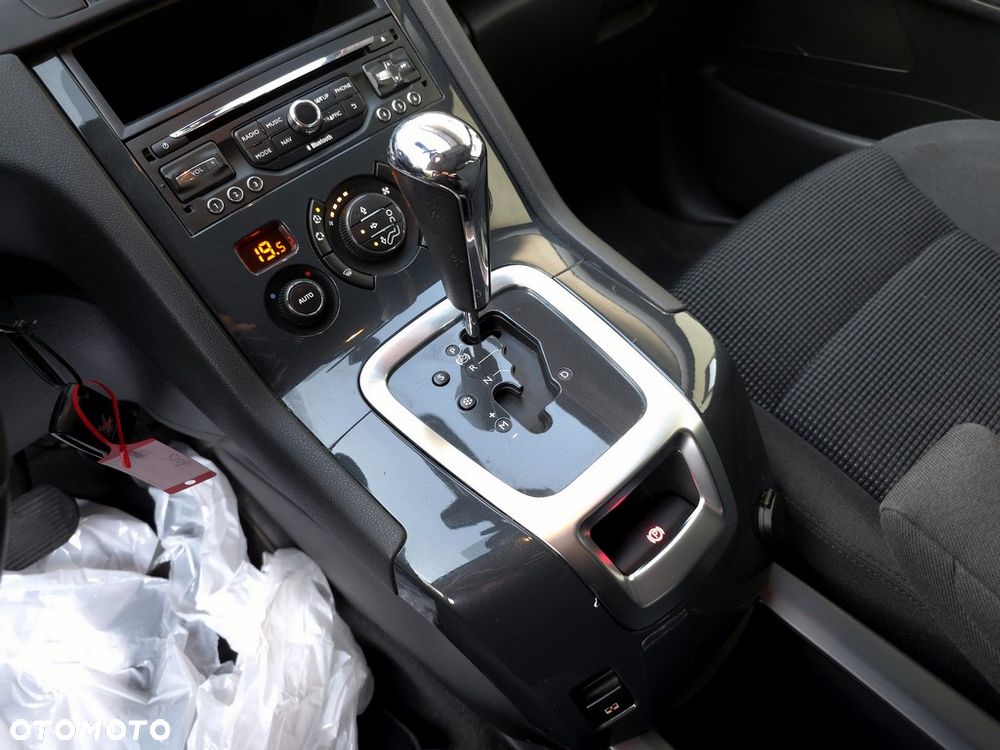 Peugeot 5008 - 17
