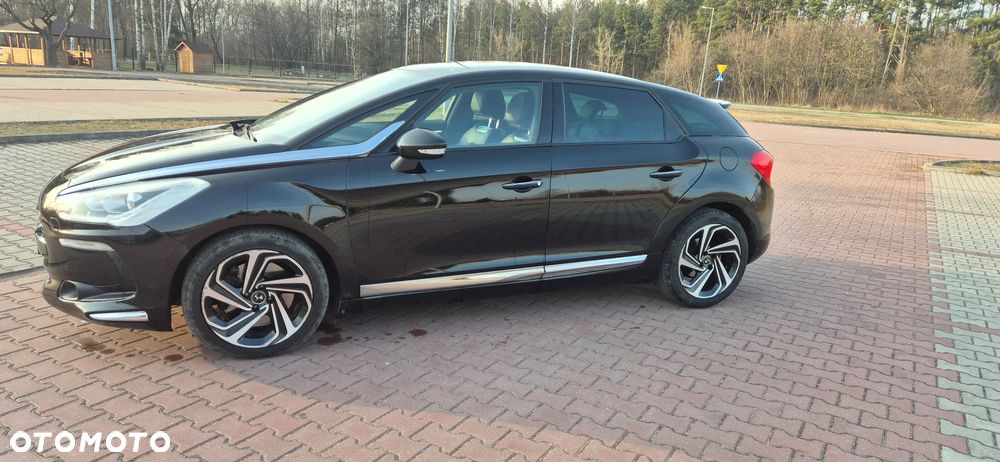 Citroën DS5 HDi 165 SportChic - 3