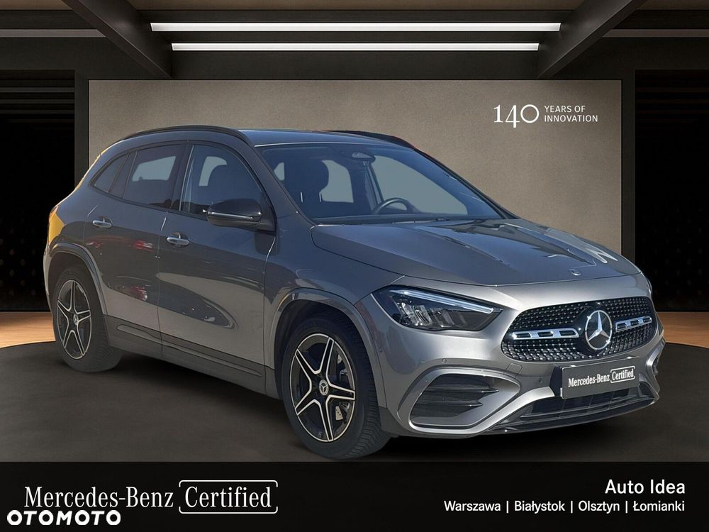 Mercedes-Benz GLA - 8