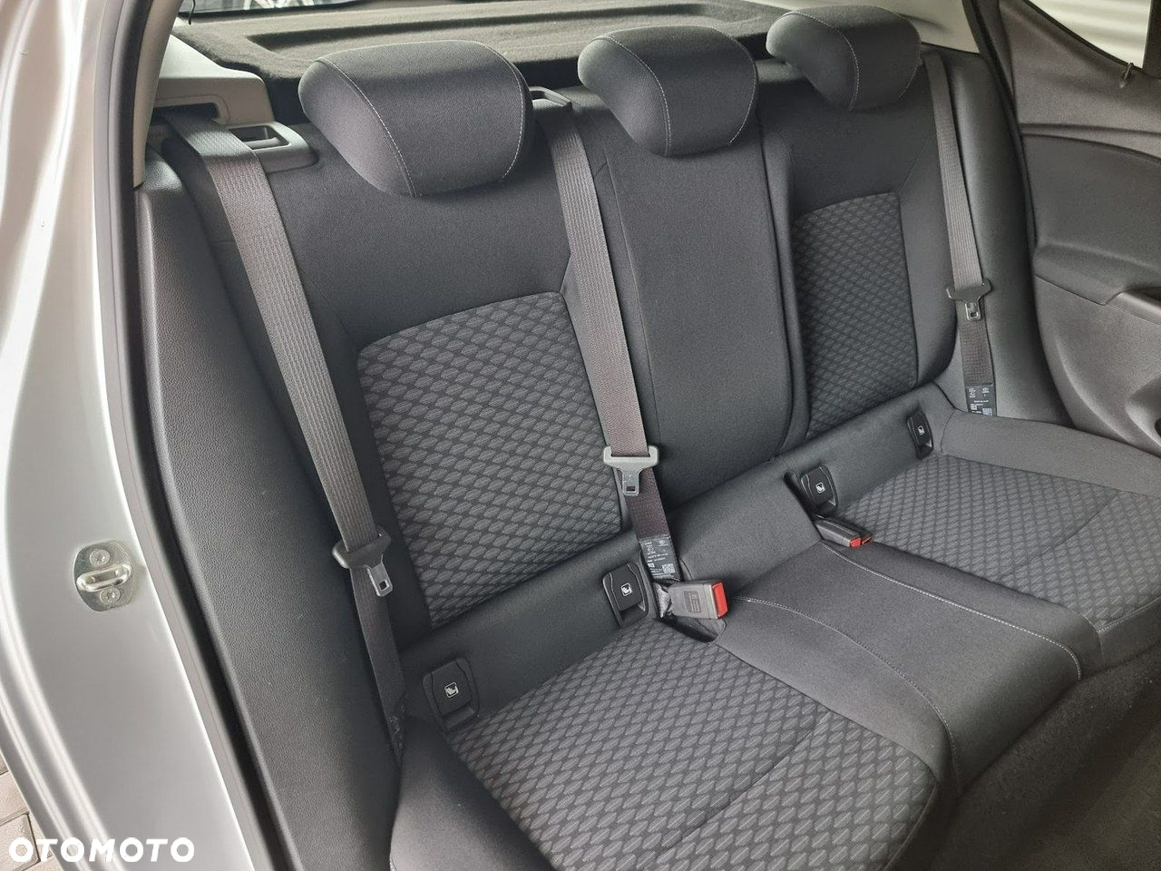 Opel Astra - 16