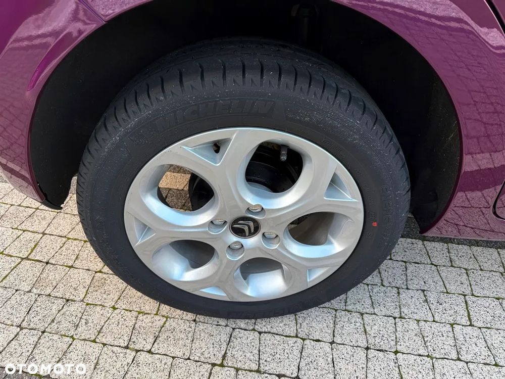 Citroën C3 Pure Tech (VTi) 82 Exclusive - 14