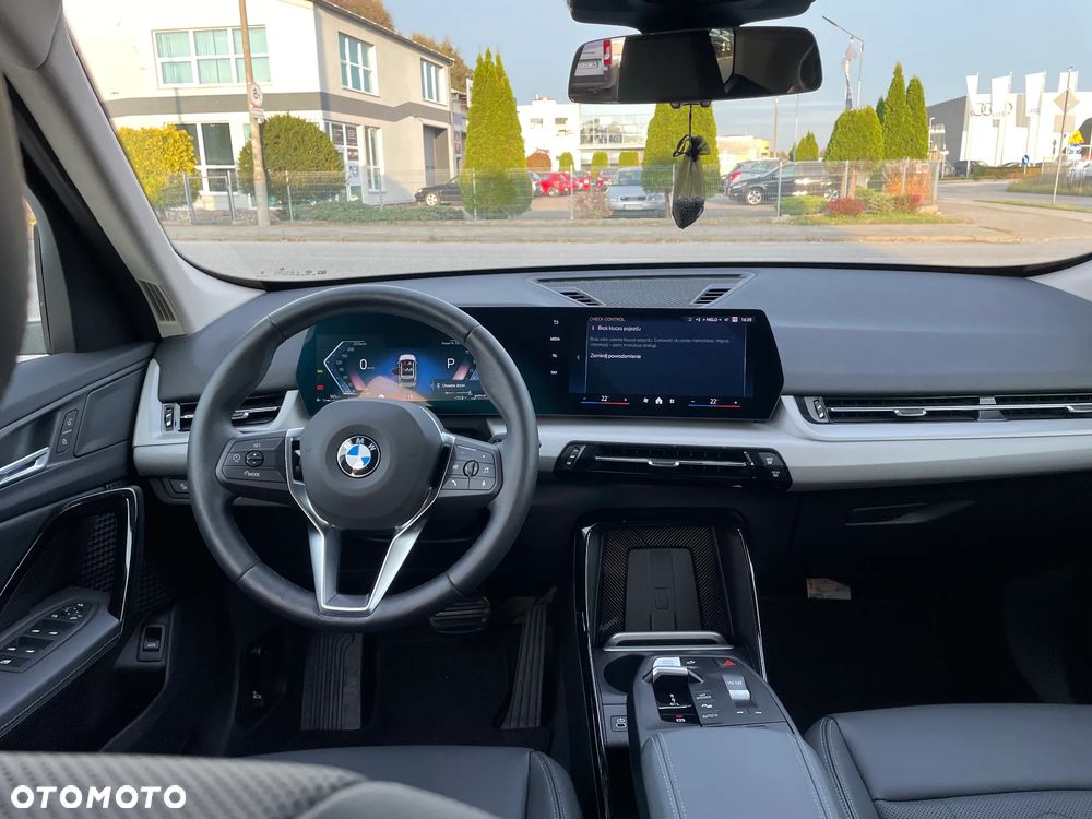 BMW X1 sDrive18i - 19