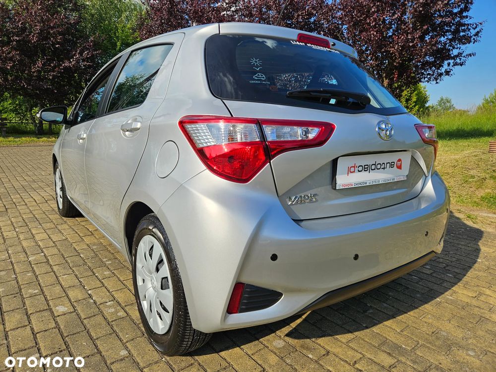Toyota Yaris 1.0 Active EU6 - 10