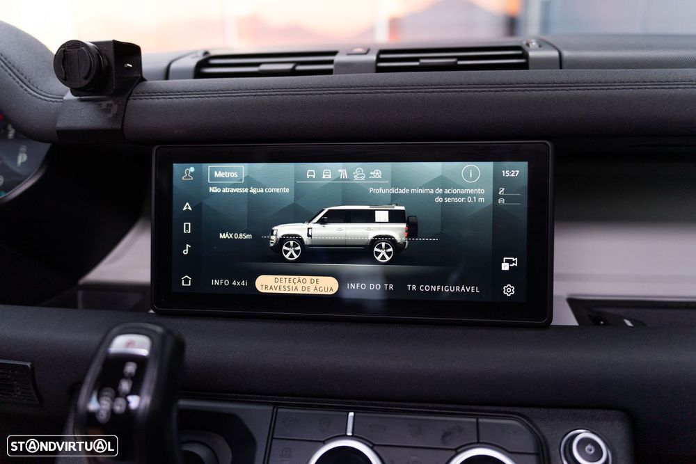 Land Rover Defender 2.0 D 110 AWD SE - 14