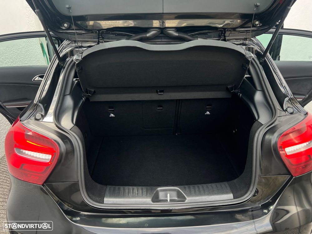 Mercedes-Benz A 180 d 7G-DCT AMG Line - 15