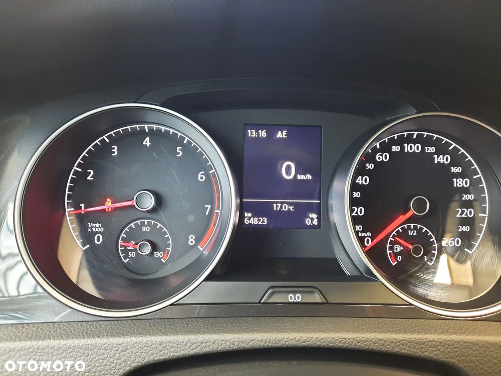 Volkswagen Golf 1.5 TSI BMT Evo Comfortline - 25