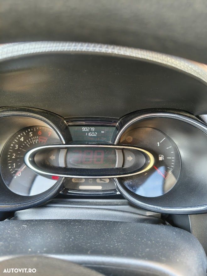 Renault Clio - 6