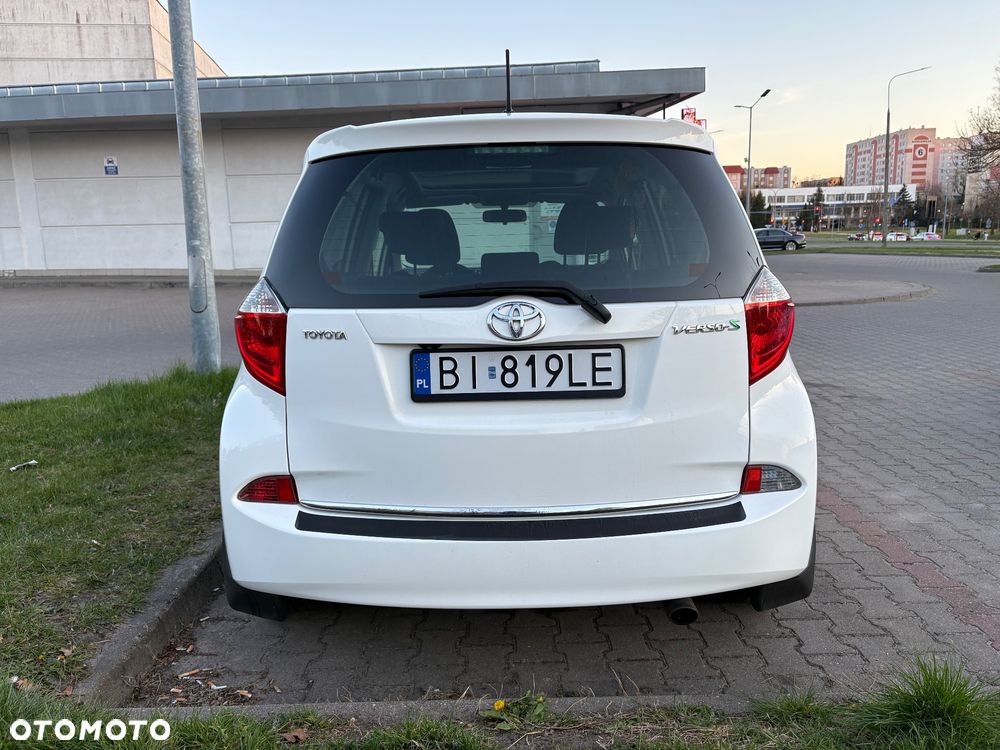 Toyota Verso S 1.33 Premium - 3