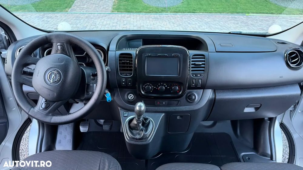Opel Vivaro - 5