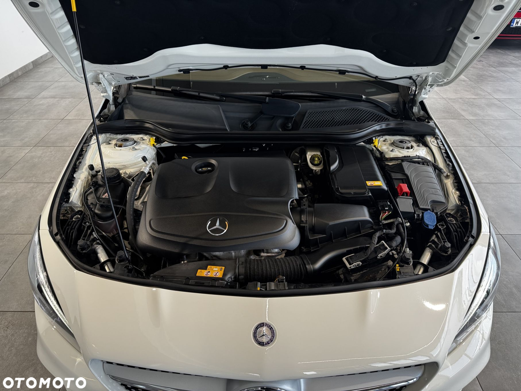Mercedes-Benz CLA - 33