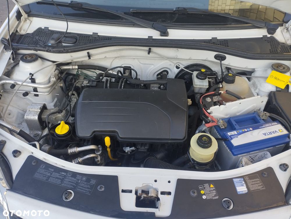 Dacia Sandero 1.2 16V - 13