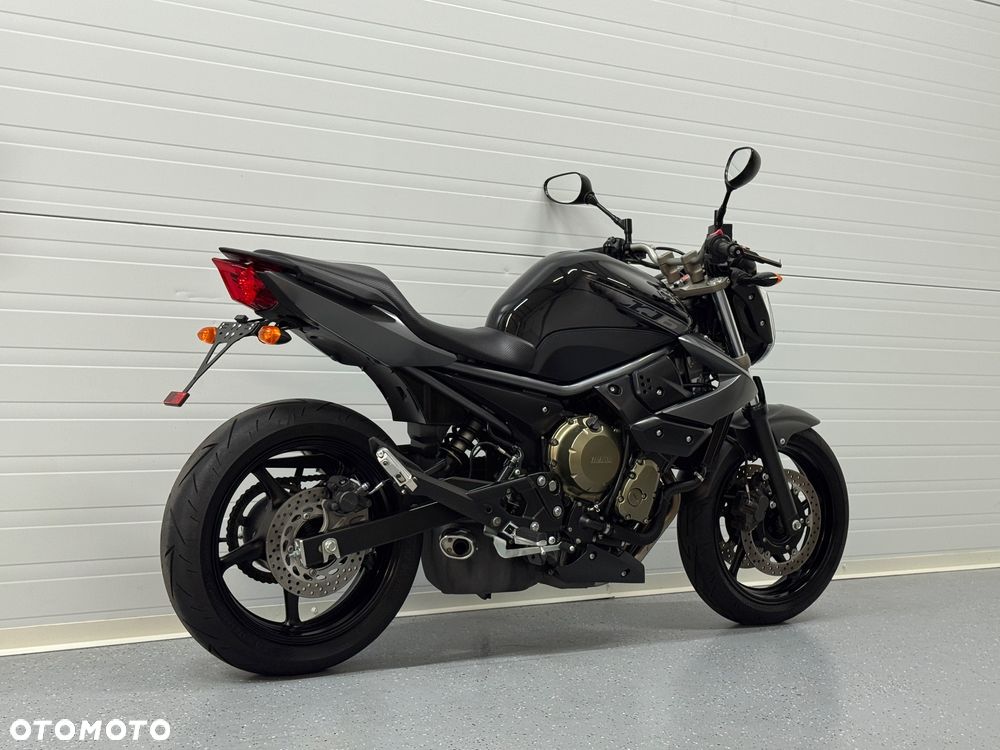 Yamaha XJ - 3